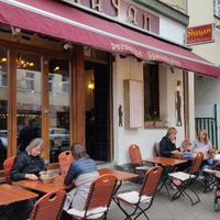 Exterior and outside seating at Shayan in Berlin