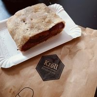 Vegan strudel at Strudel Cafe Kröll in Innsbruck