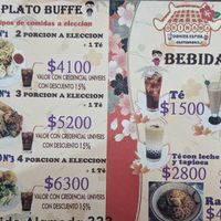 Three options (Plato No. 2 is way more than enough to eat even if you're really hungry) at Okinawa Comida Rapida in Santiago