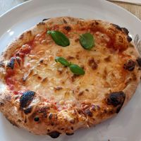 Margherita with vegan cheese at Donnelli's Pizzeria in Norwich