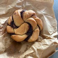 Cinnamon Bun at Beaten by a Whisker in London