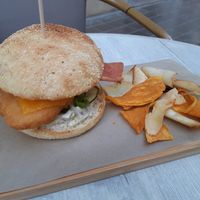 Lunch day 1 / Main / Chickn burger at Malila Coffee in Valencia