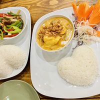 Stir fry and massaman curry at Taste of Thailand in Sheffield