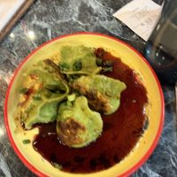 vegan dumplings  at Trantranzai - Châtele in Paris