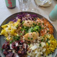 Veganised buddha bowl at Hopen Source in Lille