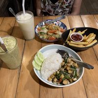 Stir fried glass noodles with vegetables, stir fried mushrooms and tofu    at Malakor Kitchen and Cafe - ร้านมะละกอ in Ayutthaya