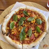 Pizza Margherita with vegan cheese  at Valle Escondido in Monteverde