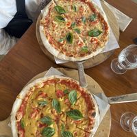 Sehr leckere Pizza  at Valle Escondido in Monteverde