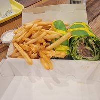 Shroom Burger with Gluten Free Lettuce Wrap & Fries at Plantees in Orlando