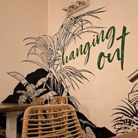  at Hanging Out Café in Hamburg