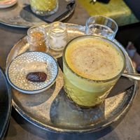 Kurkuma Latte mit Sojamilch 🫖 at Kaefers in Hartberg