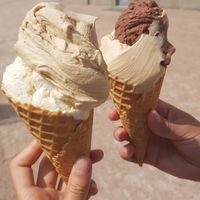 Vegan cone, vanilla, salted caramel and chocolate😋 at Pozzetti Gelato in Gothenburg