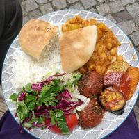 Daily special plate at Köstlich Vegan in Tubingen