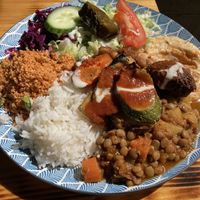 Mix Teller und dazu gab es warmes Brot  at Köstlich Vegan in Tubingen