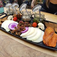  at La Cantine du Cru in Marseille