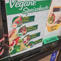 Neu ...jetzt auch vöner (allerdings fritiert 🙄 und das in der gleichen Friteuse wie zB auch Nuggets, hab ich leider viel zu spät bemerkt) at Sallis - Altona in Hamburg