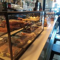 Barra del bar at Negresco in Bilbao