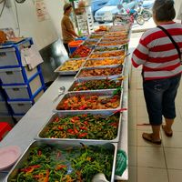 Varieties of choices available at Sun Sun Vegetarian in Kuala Lumpur