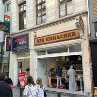 store front  at Der Eismacher in Cologne