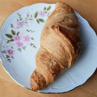 vegan croissant with chocolate filling #Veganuary at Croissanterie in Berlin