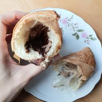 vegan croissant with chocolate filling - inside #Veganuary at Croissanterie in Berlin