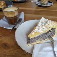 my picks at Linda's Café & Bakery in Frankfurt