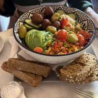 Vegane Falaffelbowl at Linda's Café & Bakery in Frankfurt