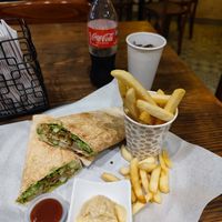 I loved the vegan falafel atvthis Restaurant. Really good one. at EataBrgr in San Andres