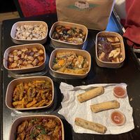 🇨🇳 🥡 CHINESE TAKEAWAY TONIGHT 🥡 🇨🇳

Check last pic to see the full list of what I ordered 🖊🗒🖊  at Tofu Vegan - Golders Green in North West London