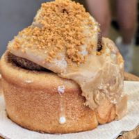 Cinnamon bun at Nanø Coffee Lab in Mallorca