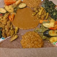 Injeeraplatte-Vegan at Injeera in Stuttgart