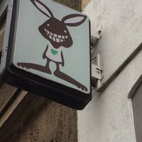 Das Logo ist nicht zu übersehen. at Falscher Hase in Dresden