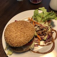 Burger at Falscher Hase in Dresden