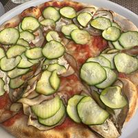 Vegetarian pizza with no cheese and no mushroom   at Lo Spuntino in San Gimignano