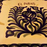 The broken plate... at El Piano - Malaga in Malaga