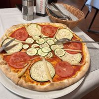 veganisierte Gemüse-Pizza  at Restaurant Pizzeria Gaston in Merano