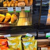 Vegan donuts at Gregory's in Crete