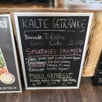 Fresh juices are a must try at Wurzelküche-Gesundes MIttag in Dresden