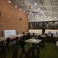 Outdoor seating at Pacini in Shawinigan