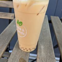 Large mango bubble tea at boba & friends in Hamburg