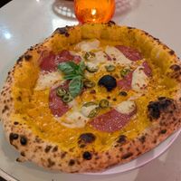 Rave Dave pizza at Al Catzone Pizza Napovegana in Berlin
