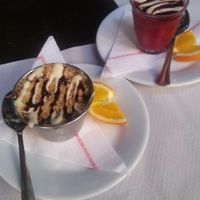 Apple Crumble and Sorbet for desert at Veggie Garden - Dels Angels in Barcelona