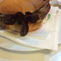 To-fu hamburger  at Veggie Garden - Dels Angels in Barcelona
