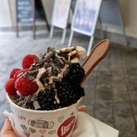 Yogurt with fruits, chocolate curls and chocolate sauce at I Love Leo - Marienplatz in Munich