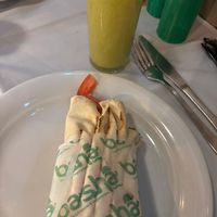 Sanduíche de falafel e refresco de damasco com hortelã at Basha in Rio De Janeiro