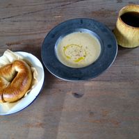 Bagel and soup at Commons - コモンズ in Yomitan
