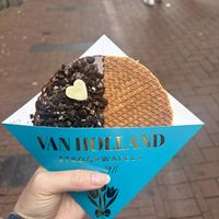 Vegan stroopwaffle with Oreo topping   at Van Holland Stroopwafels in Amsterdam