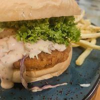 Halo Dolly Chicken Burger ~26/12/23 at Sala - Berjaya Times Square in Kuala Lumpur