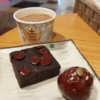Brownie with "Coffee Latte" vegan ice-cream and a surprise vegan ball (23,30 RM) at Sala - Berjaya Times Square in Kuala Lumpur