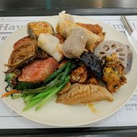 Plethora of options! at Minder Vegetarian 明德素食 - Q Square Mall in Taipei